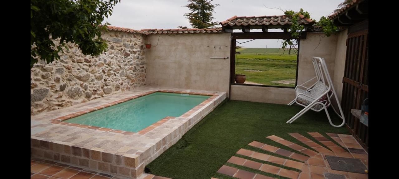 Villa La Casa Del Buho Santa Maria la Real de Nieva Exterior foto
